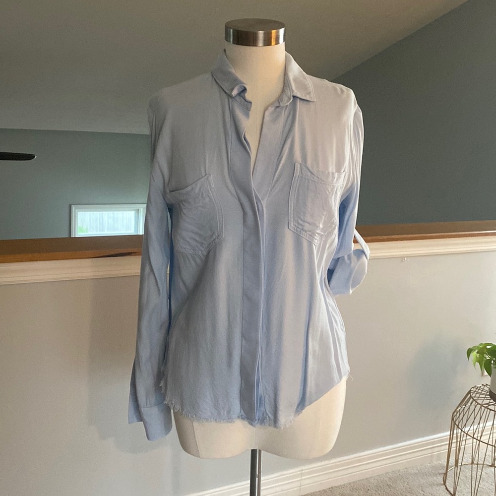 *EXCELLENT CONDITION* Cloth & Stone Button Down